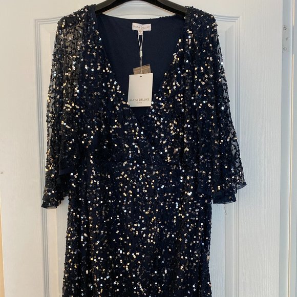 Maya Deluxe Curve delicate sequin wrap midi pencil dress in navy - Picture 4 of 8